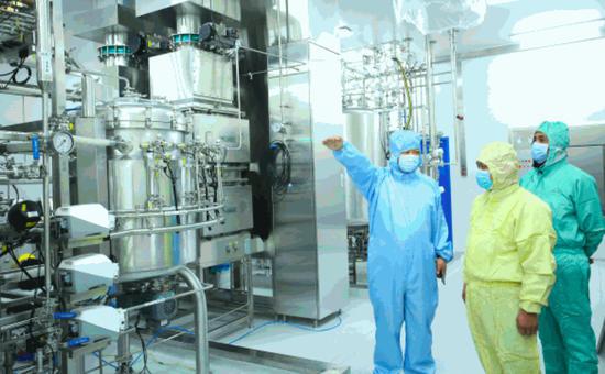 中國建成全球最大新冠疫苗生產基地，引領生物制藥產業新發展